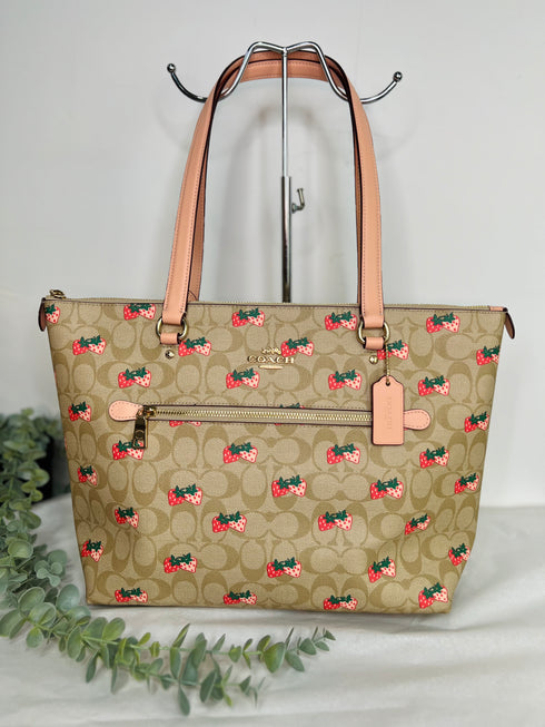 Coach gallery tote