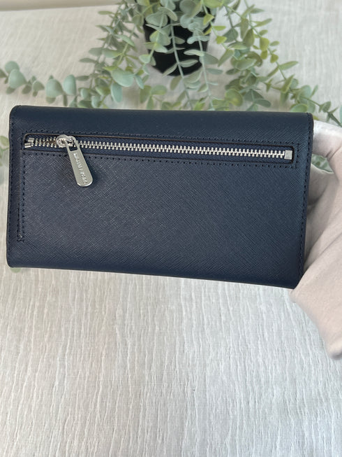 Michael kors trifold wallet