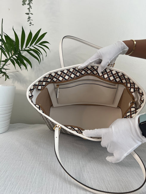 TORY BURCH GEO LOGO TOP ZIP TOTE