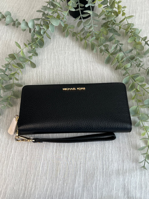 Michael kors continental wallet