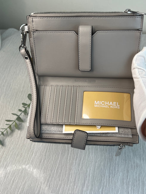 Michael kors double zip wallet